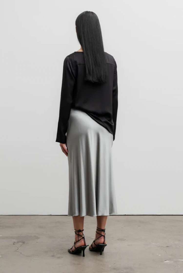 Hana satin skirt  Silver
