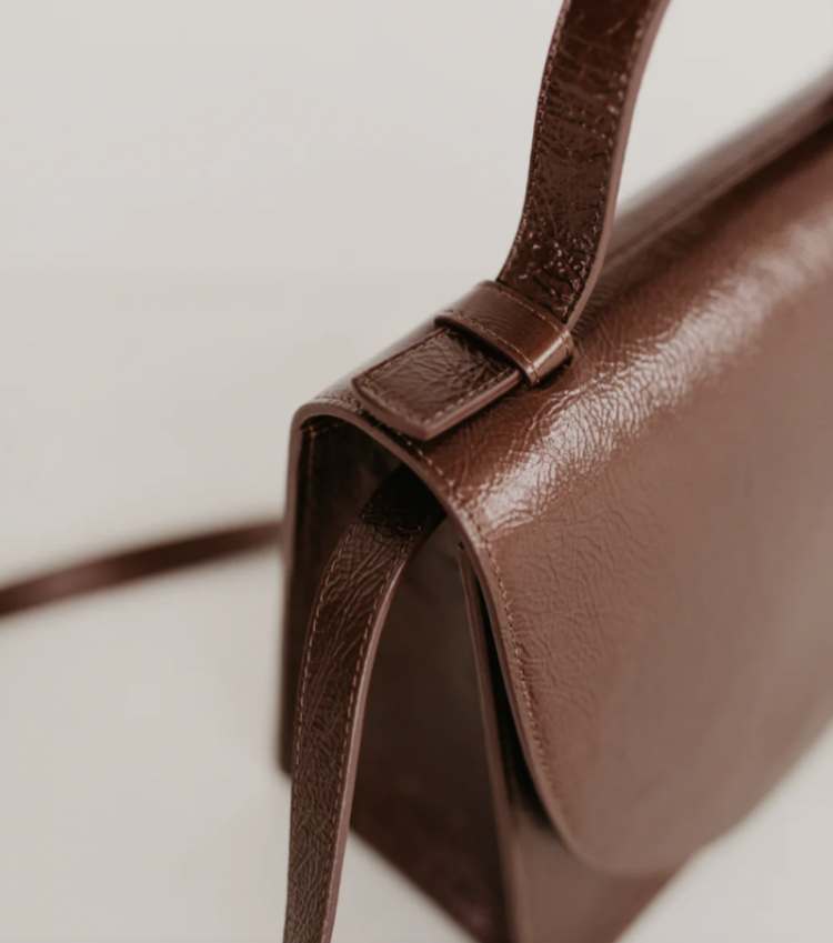 Mini Briefcase  Quarts