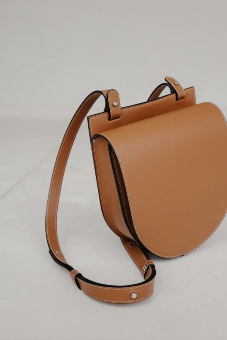 Single Saddle Stitched Tricolor Cognac