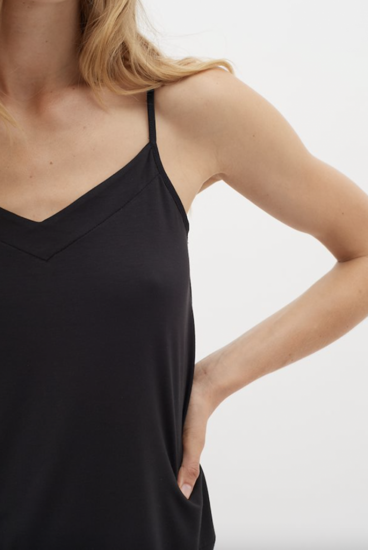 LilIW base camisole black