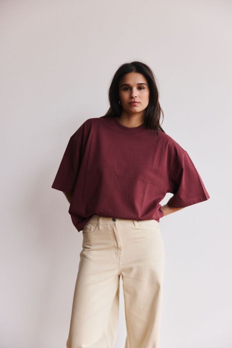 Tiara Dark Bordeaux