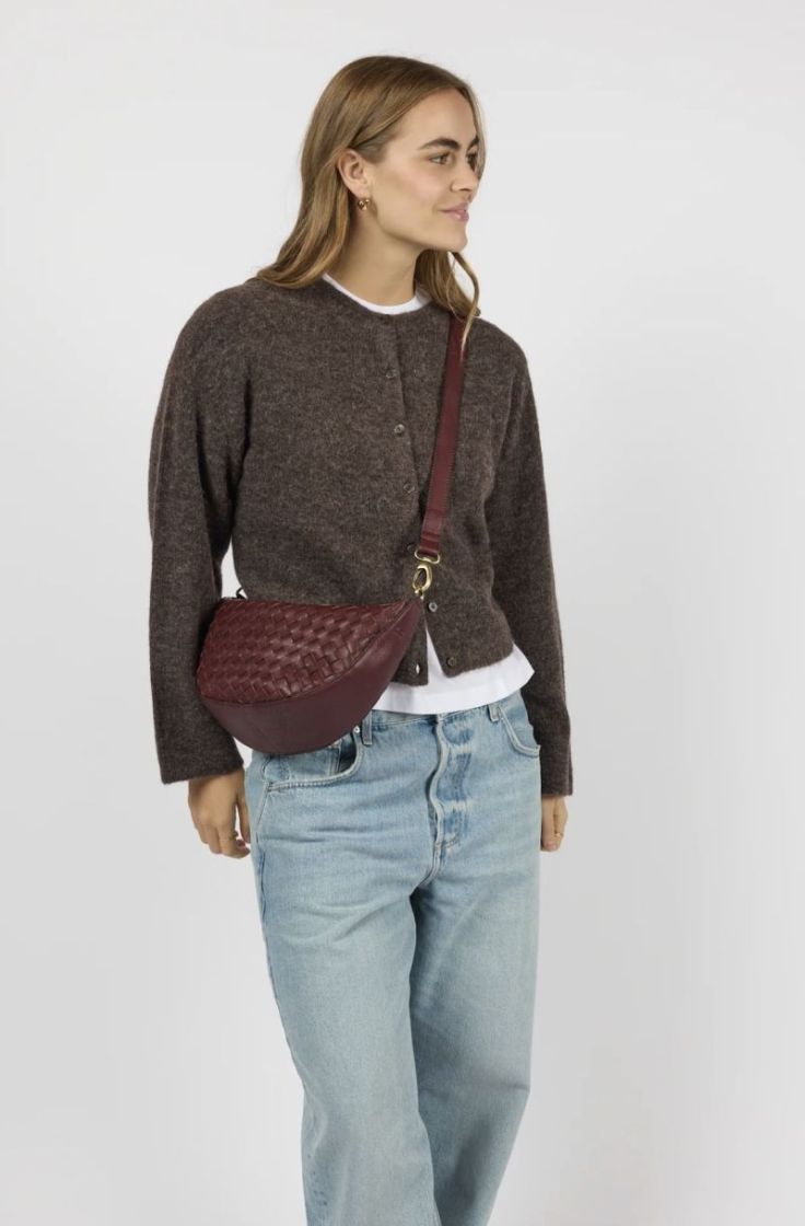Leo Woven Dark Cherry