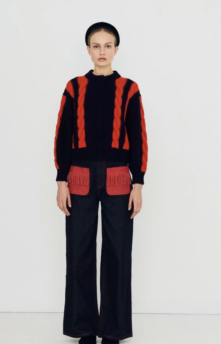 Cable round neck cardigan Cable 107