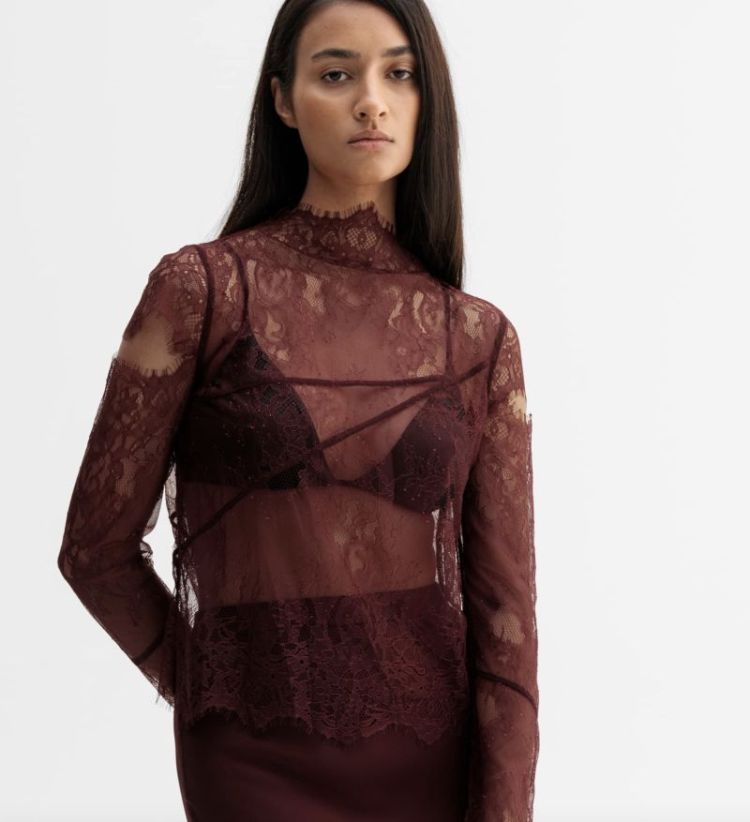 Edina lace tee Burgundy