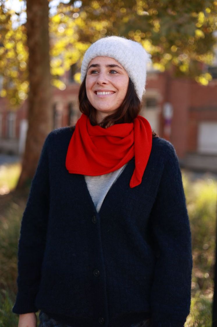 Triangle scarf  Red