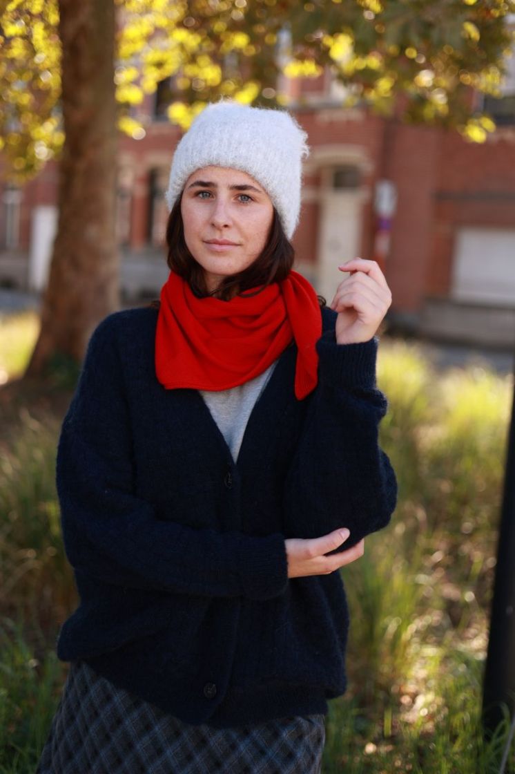 Triangle scarf  Red