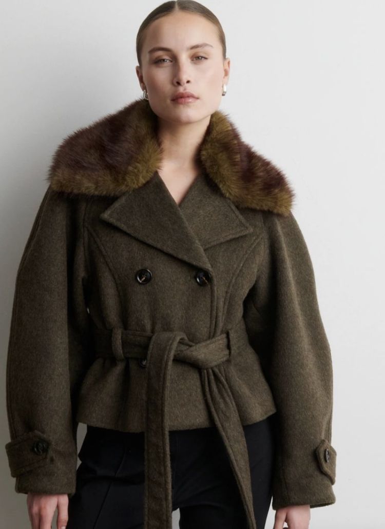 Agola jacket Black olive
