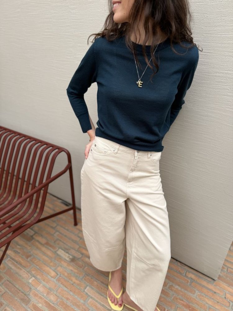 Teshima  Paonea