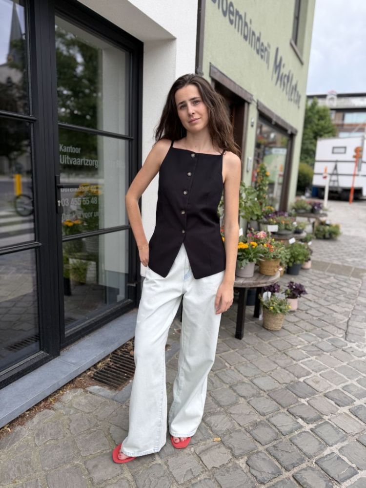 WBL Maritsa Waistcoat Black