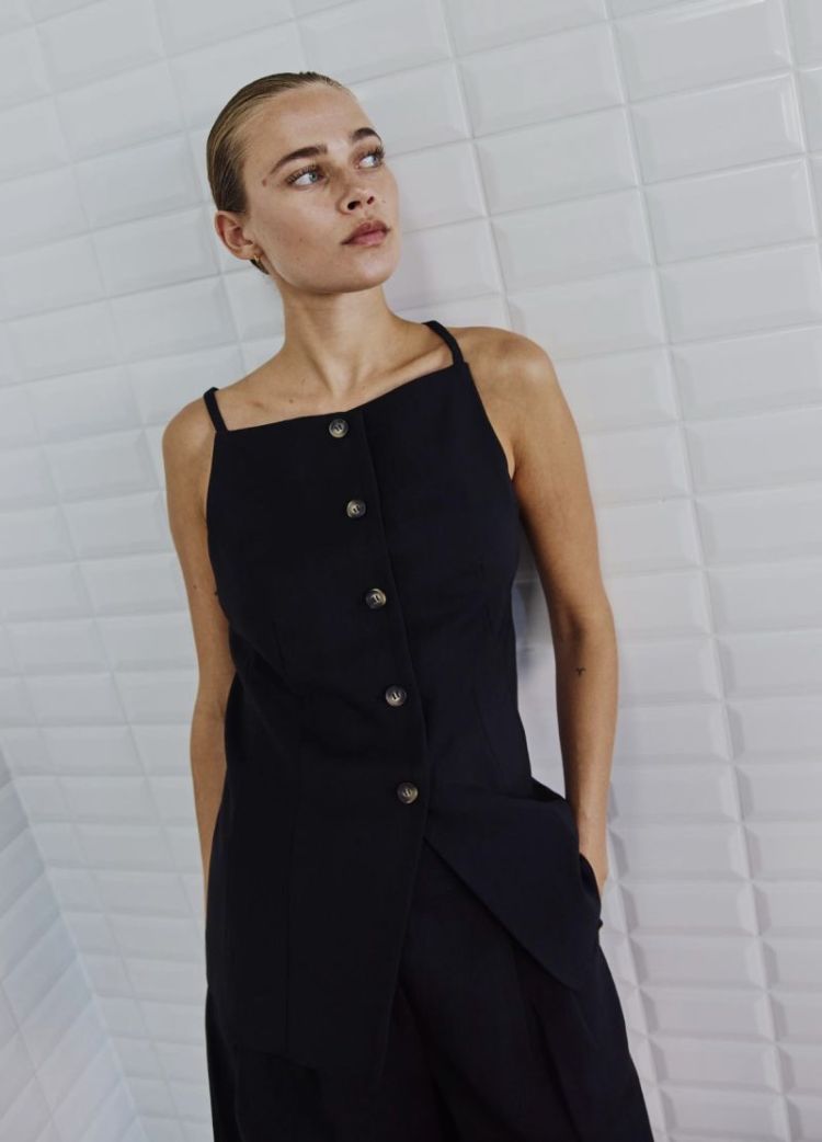 WBL Maritsa Waistcoat Black