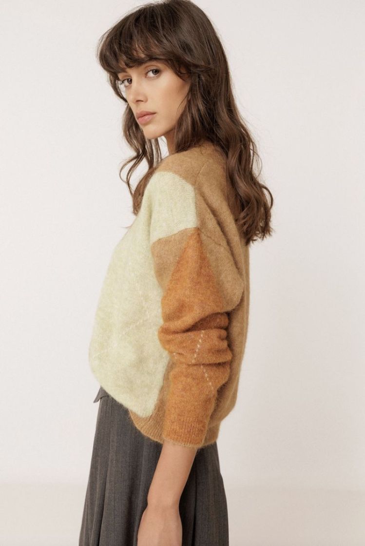 Alpaca maxi-diamond intarsia s camel