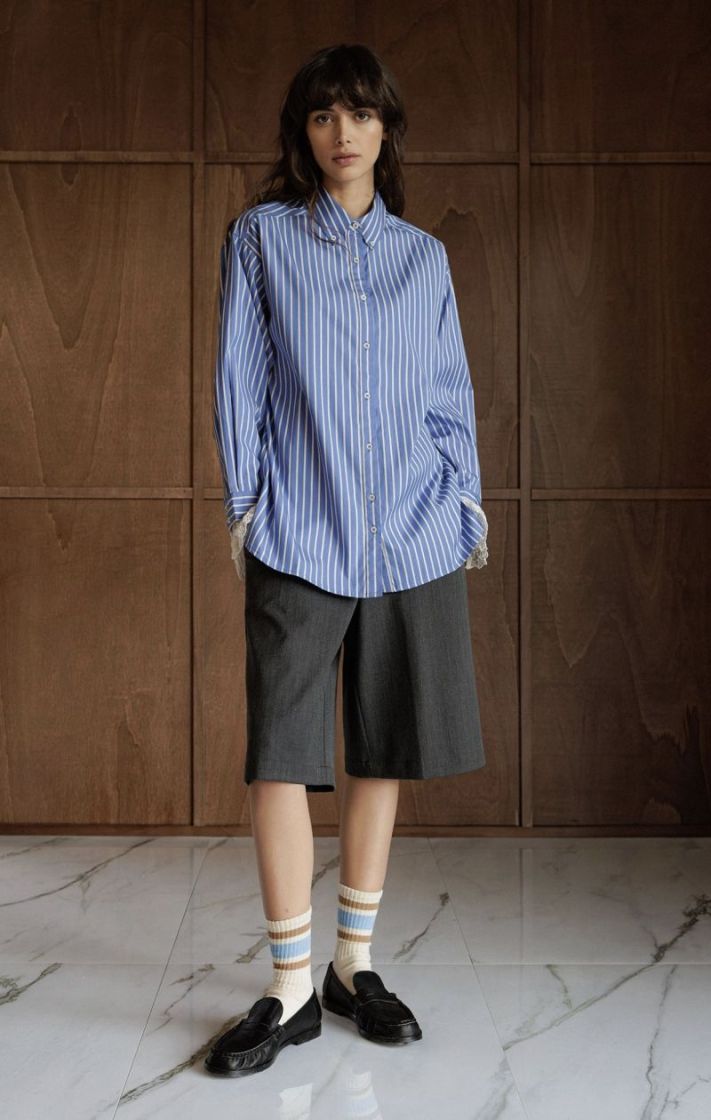 Classic shirt with lace cuffs Blue