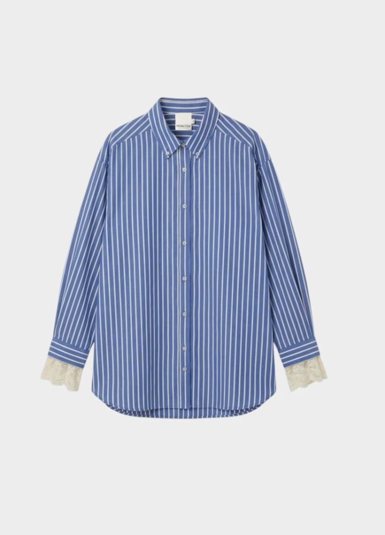 Classic shirt with lace cuffs Blue
