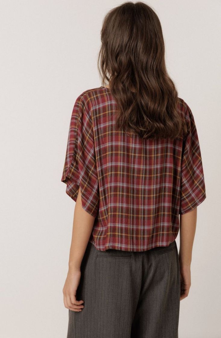 Short multicolor checkered blo Bordeaux