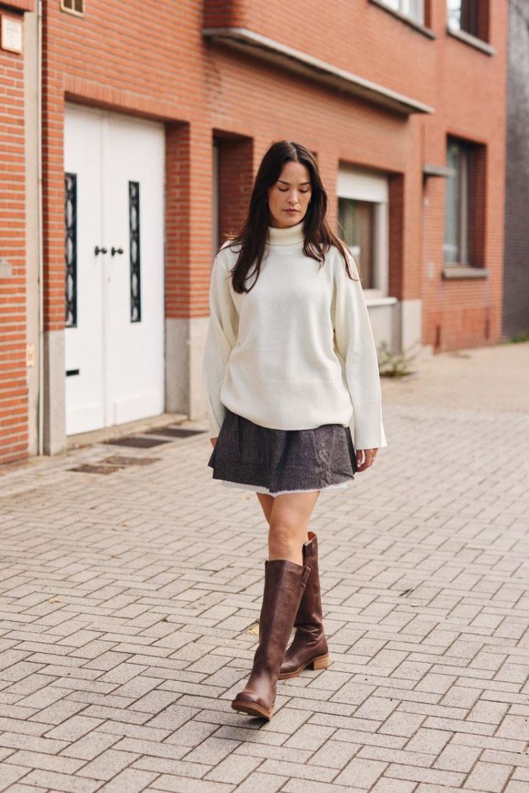 Double-effect wool miniskirt Mink