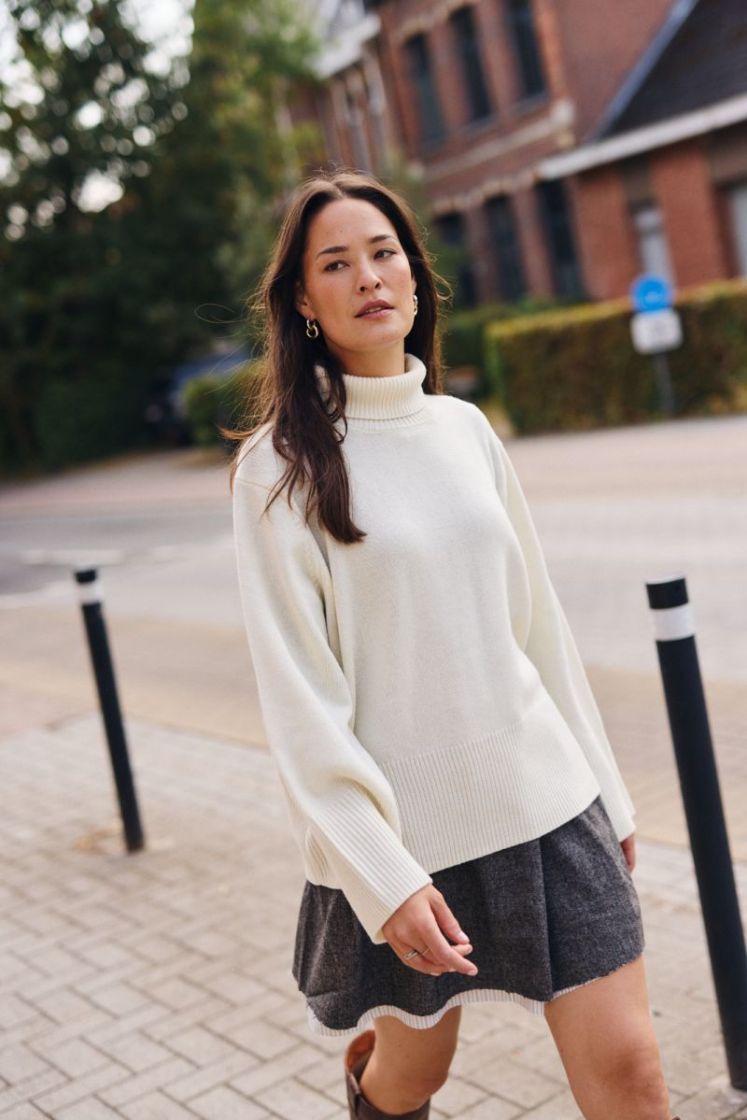 Double-effect wool miniskirt Mink