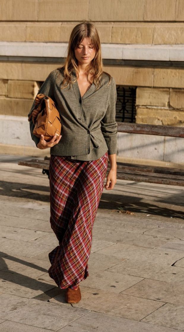 Long multicolor checkered skir Bordeaux