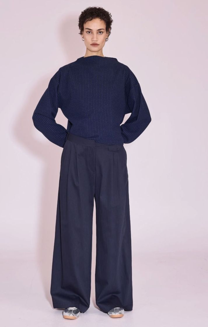 Jos  Bright blue str