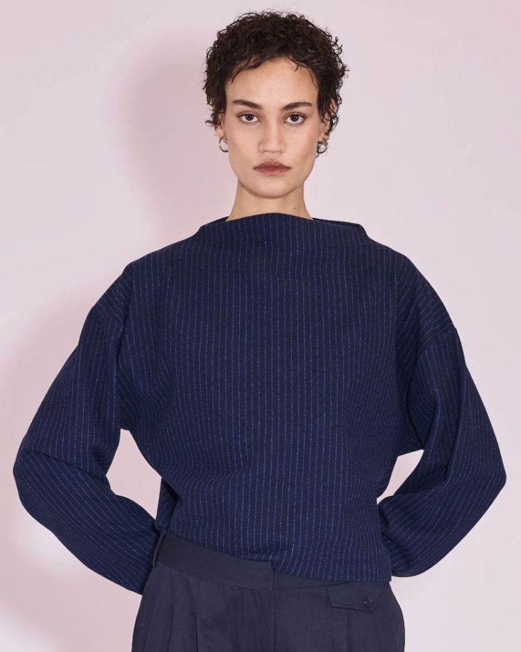 Jos  Bright blue str