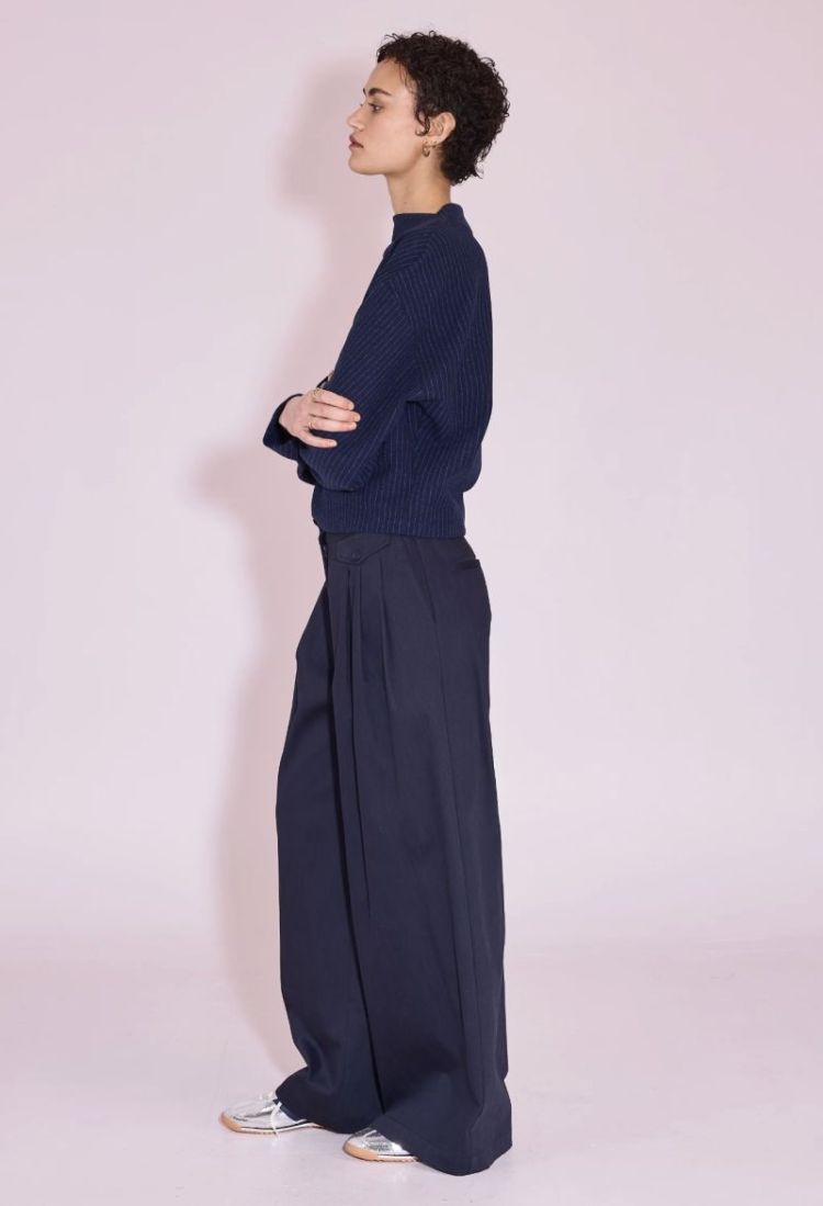 Jos  Bright blue str