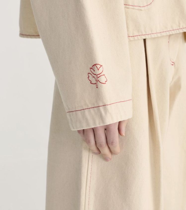 Ecru twill pleated barrel Offwhite