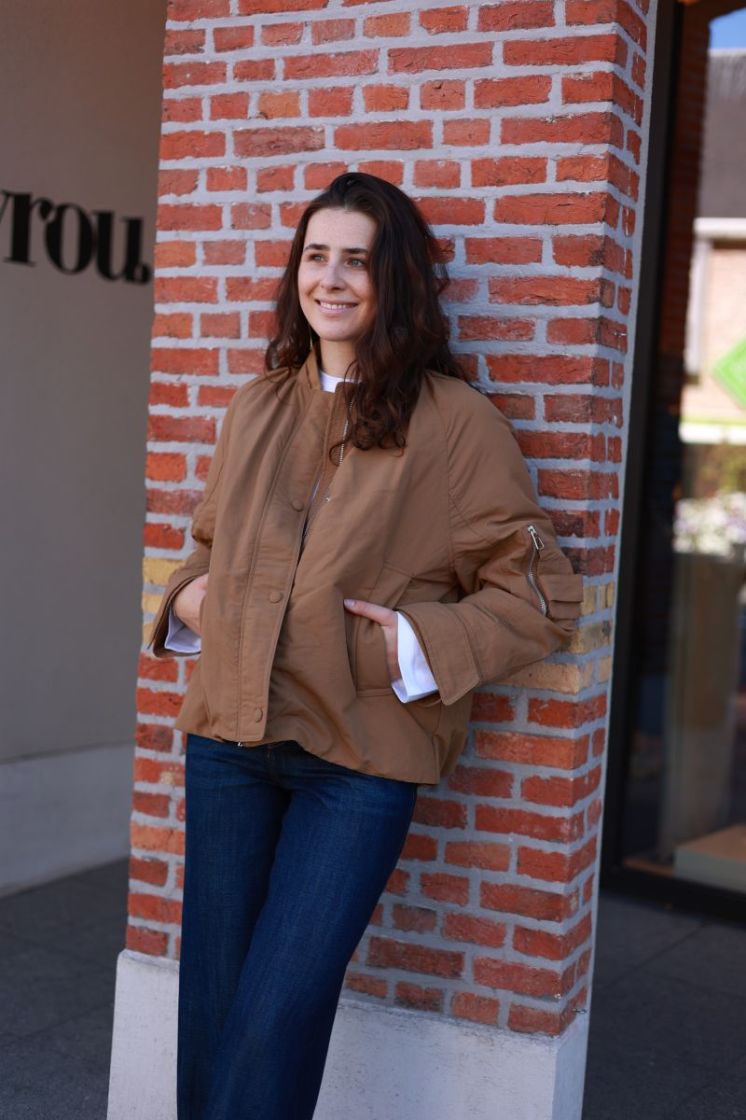 WBLGRAPPY BOMBER DARK CAMel