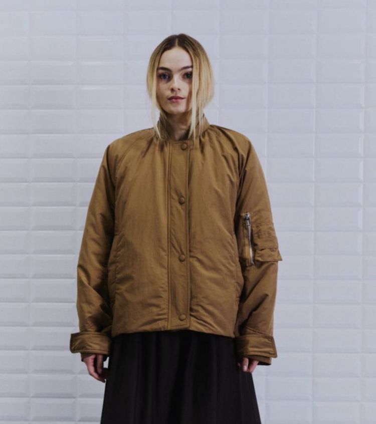 WBLGRAPPY BOMBER DARK CAMel